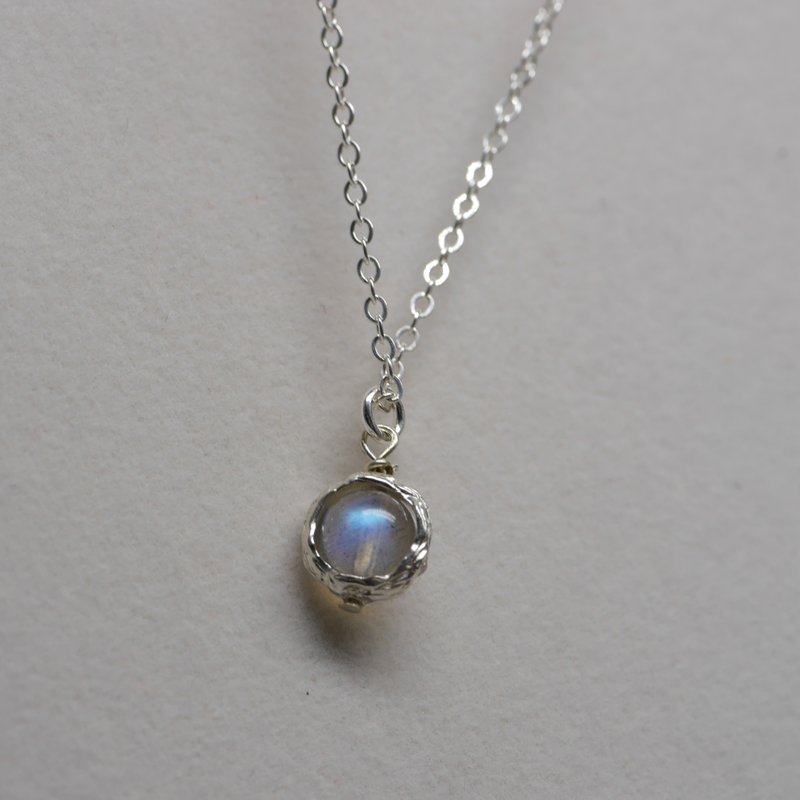 Natural Labradorite Sterling Silver Necklace - Free Gift Wrapping - สร้อยคอ - เครื่องประดับพลอย สีเทา