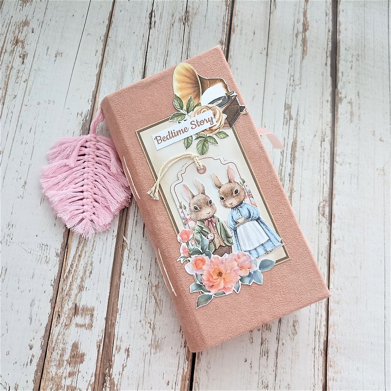 Fairytale junk journal handmade for kids Animal notebook Vintage diary homemade - 筆記簿/手帳 - 紙 粉紅色