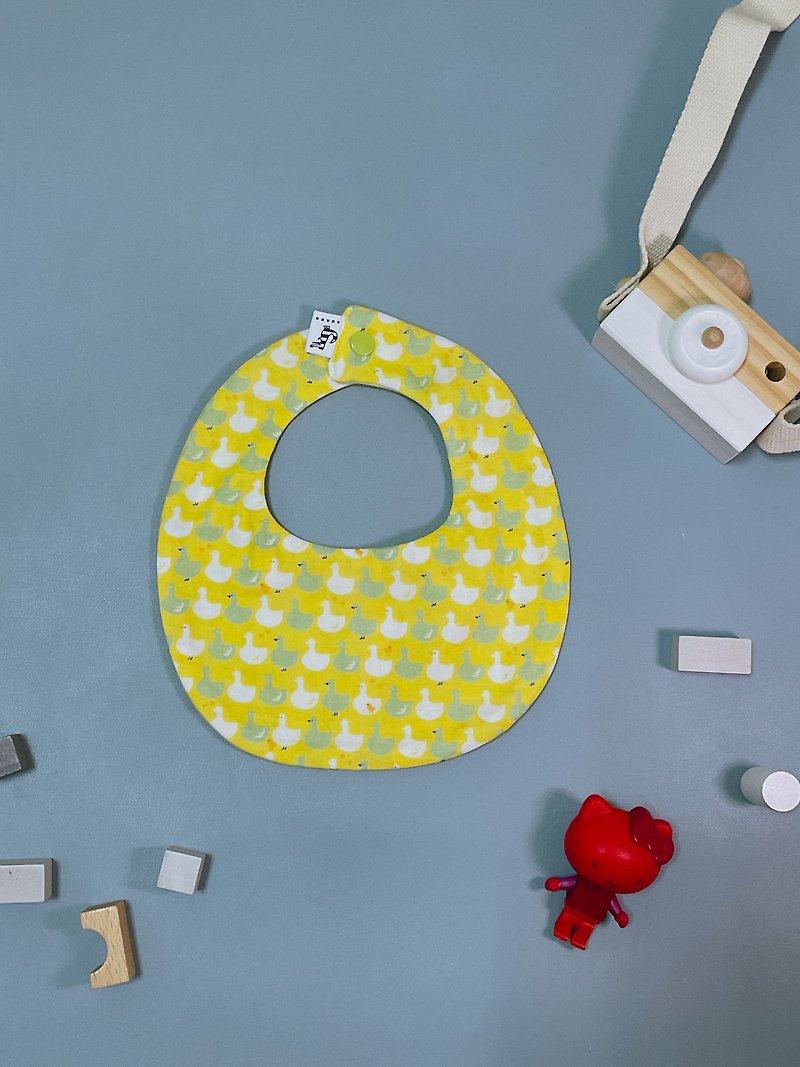 Baby Wiping Bib Pocket / Yi Duck Yi Duck - ผ้ากันเปื้อน - ผ้าฝ้าย/ผ้าลินิน สีเหลือง