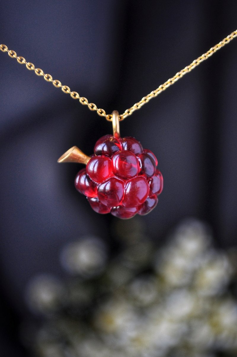 Raspberry pendant Red raspberry necklace Miniature food Kawaii charms - สร้อยคอ - แก้ว สีแดง