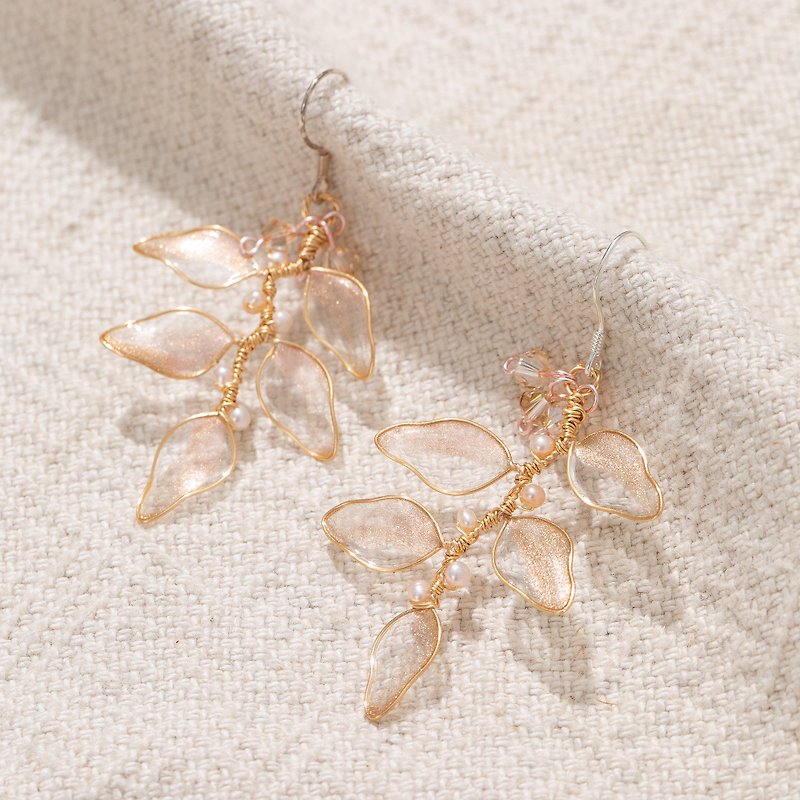 [Grapevine-Champagne Gold] Dangle Earrings | Crystal Flower Jewelry - Earrings & Clip-ons - Resin Gold