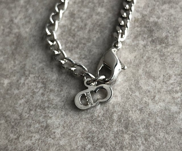 Christian Dior シルバー　ネックレス　ほぼ新品　正規品 日本直送 名牌中古包 】Christian Dior クリスチャン ディオール