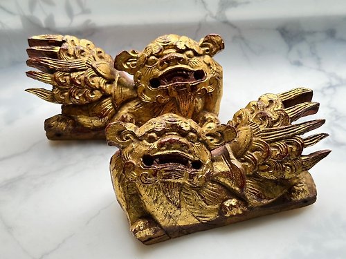 純收藏 Sumi Collection 木雕鎏金匾額獅(老件)