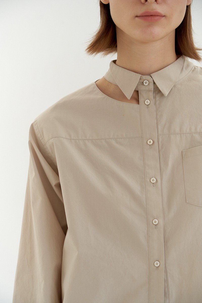 Wing Collar Cut-Out Cotton Shirt / Beige - Women's Shirts - Cotton & Hemp Khaki