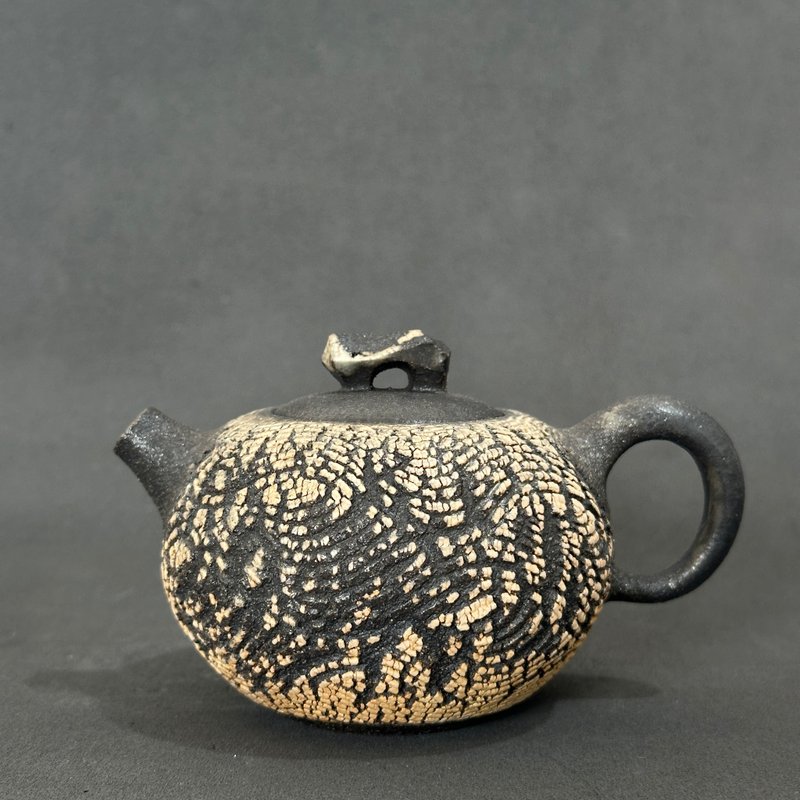 隨心陶 I 柴燒茶壺 I 正把壺 I 程警濠 - 茶壺/茶杯/茶具 - 陶 黑色