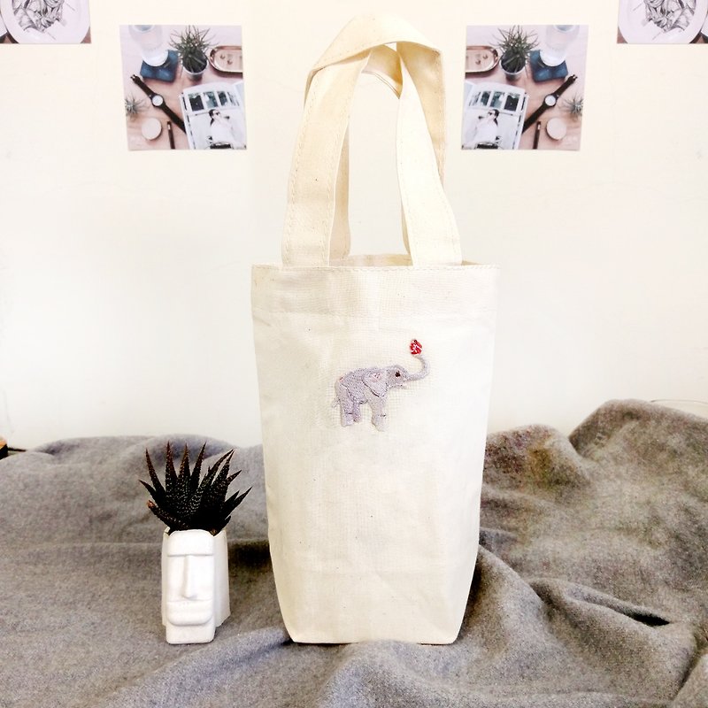 Elephant drink bag electric embroidery - ถุงใส่กระติกนำ้ - ผ้าฝ้าย/ผ้าลินิน ขาว