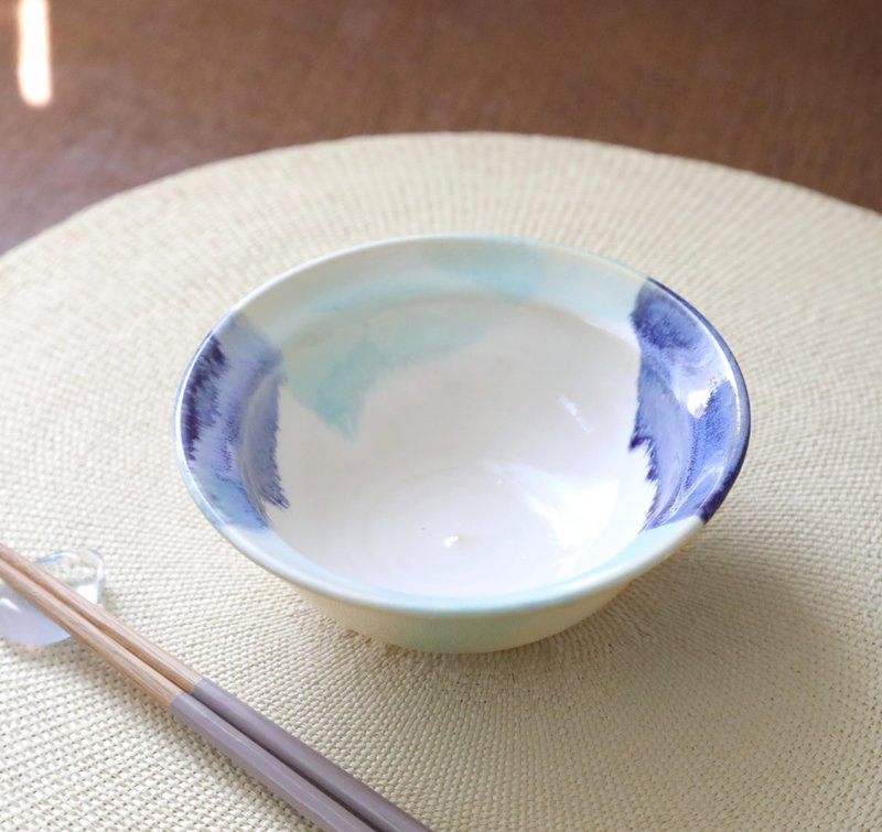 涼やかブルーグリーン にじみ模様のリムボウル - 碗 - 陶 藍色