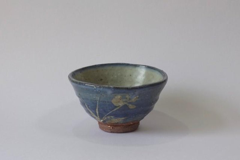 抜絵 flower design cups - Mugs - Pottery 