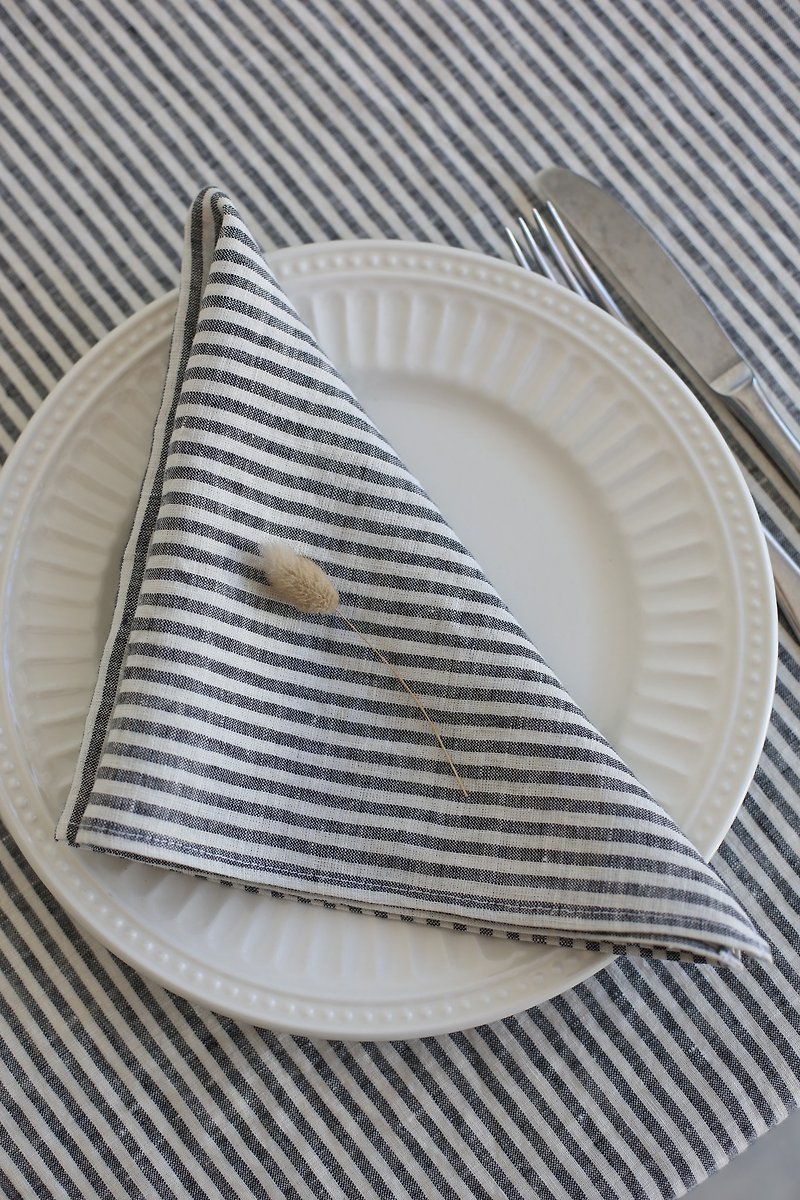 Linen Place Mats & Dining Décor - Linen napkins for dinning table, washed linen napkins, kitchen napkins