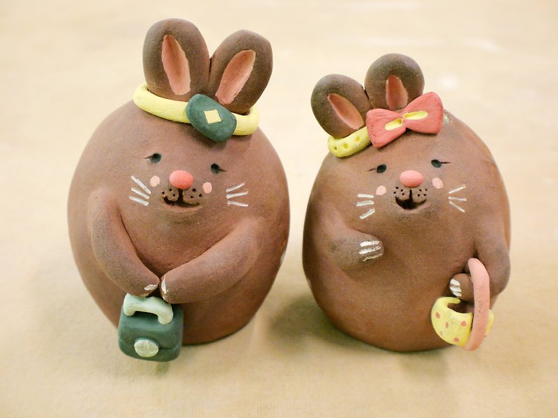 【小花器】上街買菜─胖胖兔組 - 花瓶/陶器 - 陶 