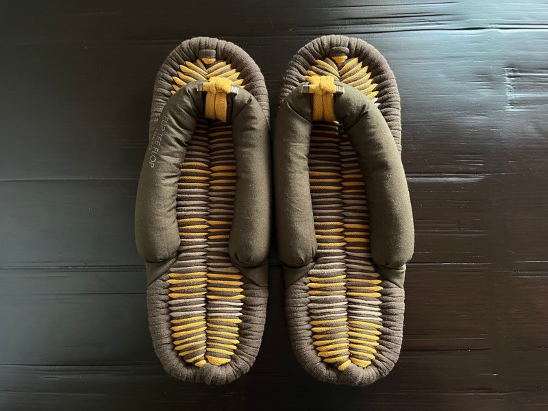 [Edged design] 26.5cm cloth sandals, Brown color [No.291] - Indoor Slippers - Cotton & Hemp Brown