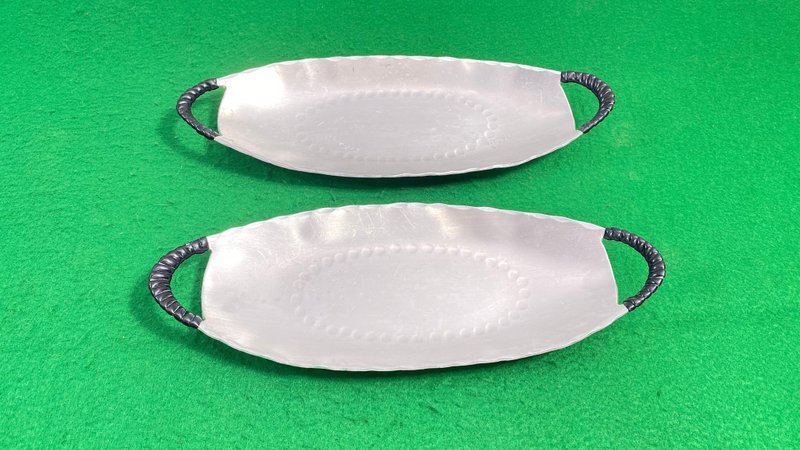 Hammered Oval Bowl Aluminum Trays, Set of 2, Handmade Serving Utensil, Kitchen - ถาดเสิร์ฟ - อลูมิเนียมอัลลอยด์ สีเงิน