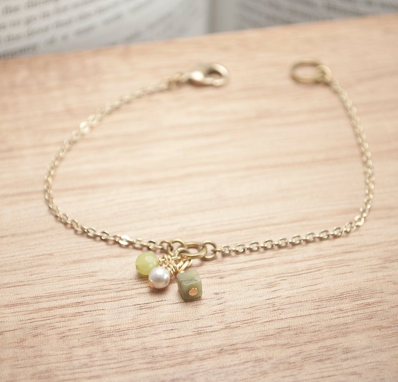 ❈La Don Radon ❈ - Button Bracelet - Brass - small bubbles - green - สร้อยข้อมือ - โลหะ สีเขียว