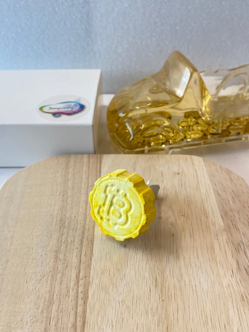 車用比特幣造型擴香石 Car Kit Bitcoin shape aroma stone - 香氛/精油/擴香 - 其他材質 黃色