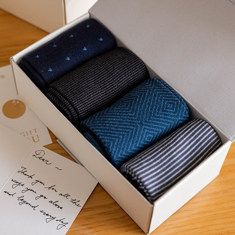 [Christmas Gift] Scenery Below the Shoes Men's Sock Set - Calm Blue | Gift Box | Socks | Men - ถุงเท้าข้อกลาง - ผ้าฝ้าย/ผ้าลินิน สีน้ำเงิน