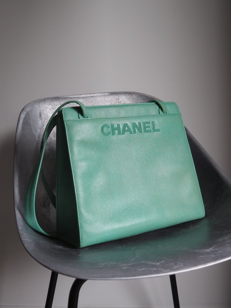 CHANEL Chanel Logo Tote Bag Tiffany Blue Shoulder Bag Vintage - กระเป๋าแมสเซนเจอร์ - หนังแท้ สีเขียว