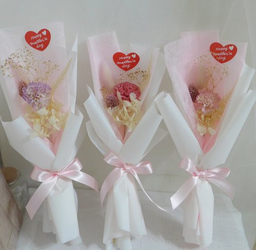 Kinki 手作Studio 感恩謝師花束 永生花可當擴香花 求婚婚禮捧花禮物情人花束乾燥花