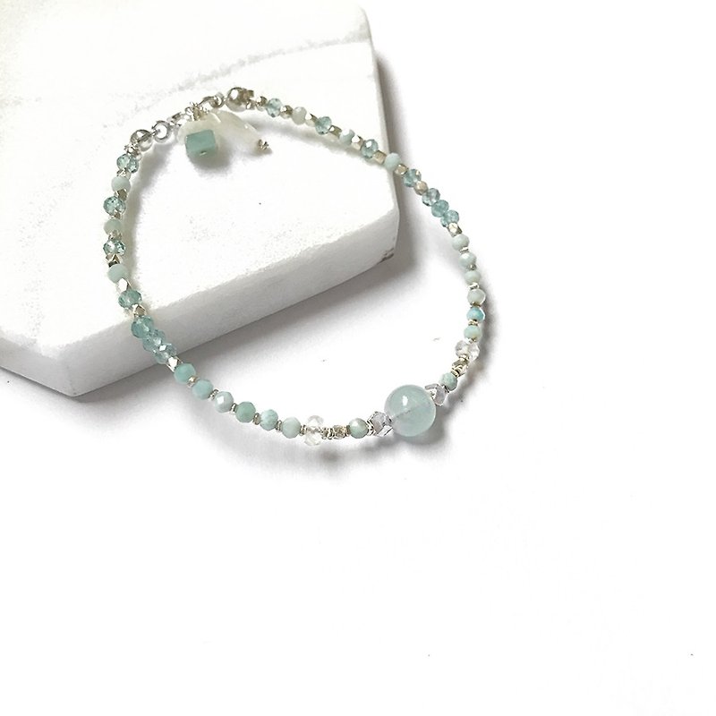 Aquamarine bracelet broken coins - Bracelets - Gemstone Blue