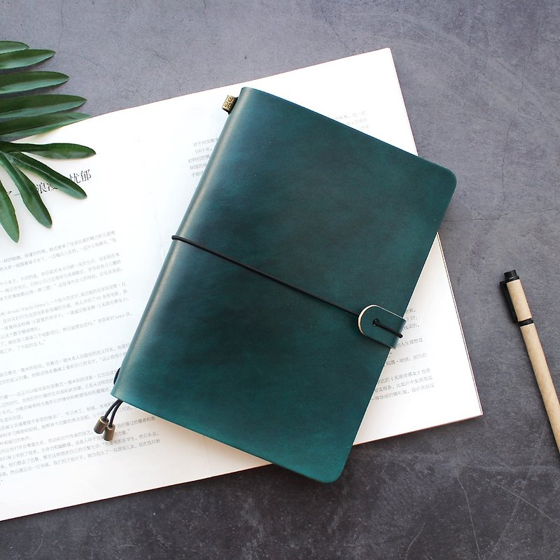 Dark green leather TN hand book cowhide notebook/diary/travel notebook/customizable free lettering - สมุดบันทึก/สมุดปฏิทิน - หนังแท้ สีเขียว