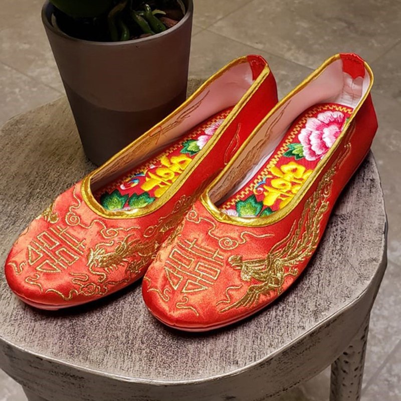 傳統手工製造紅色喜字繡花鞋 KW11201707 ** 附送贈品 ** - 女休閒鞋/帆布鞋 - 棉．麻 紅色