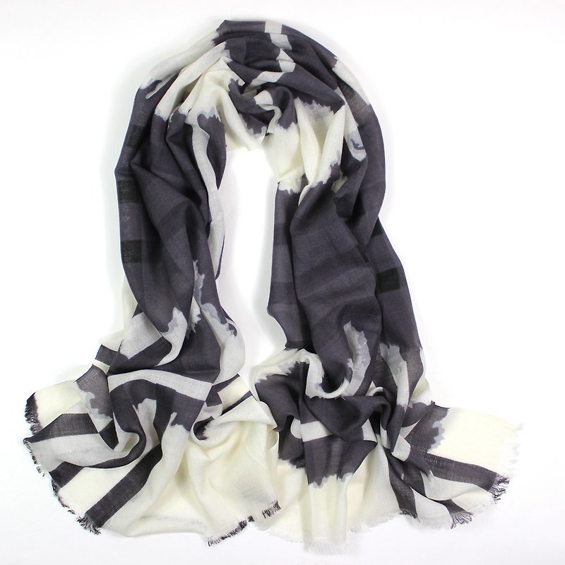 [スポット]黒と白の印刷純粋なウールのスカーフ - スカーフ - ウール ブラック