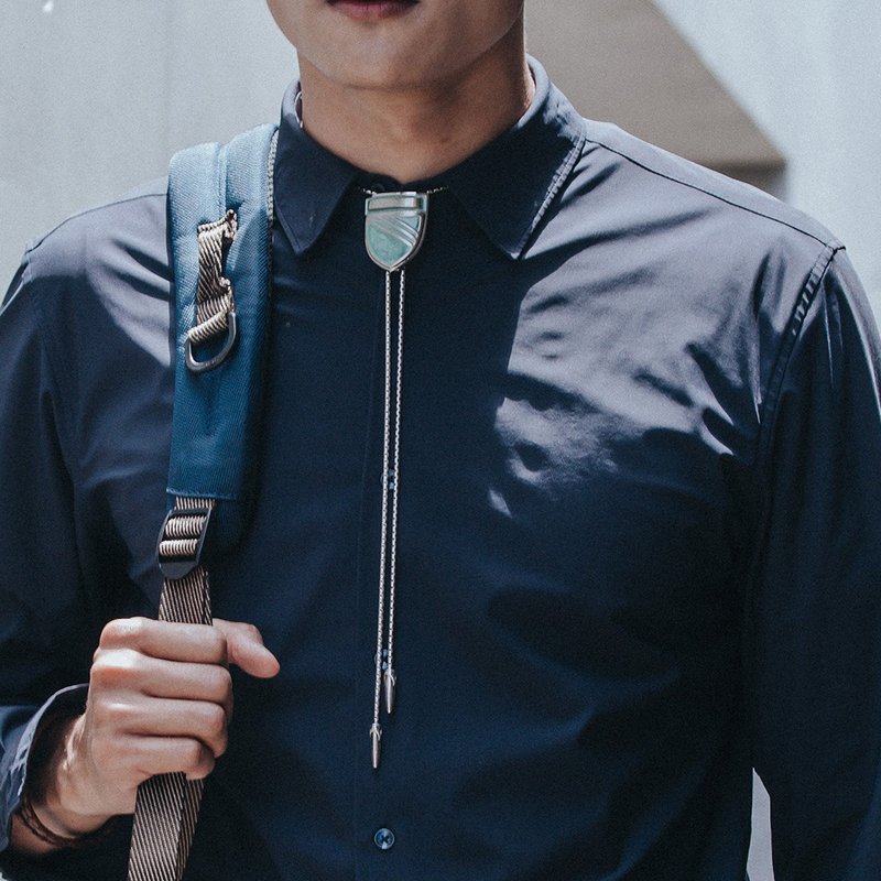 潮色時尚系列 多色 保羅領帶 Bolo Tie 皮革項鍊 皮繩領帶 長項鍊 - 領帶/領帶夾 - 人造皮革 銀色