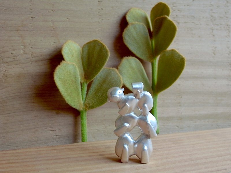 Little Trees Will Become The Forest--Silver Bird--Pendant Necklace with Wax Rope - สร้อยคอ - เงิน สีเทา