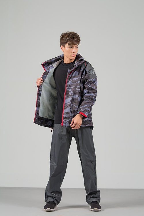 Outperform 奧德蒙雨衣專賣店 城市遊俠背包款兩件式風雨衣-灰迷彩