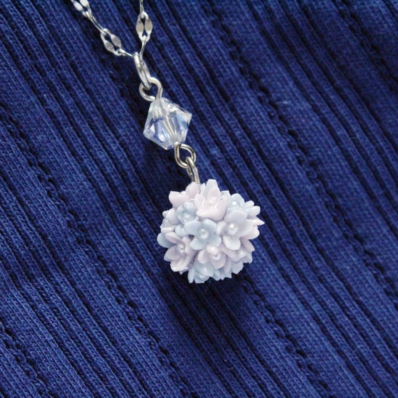 【Clayart】Hydrangea  necklace - สร้อยคอ - ดินเหนียว สีม่วง