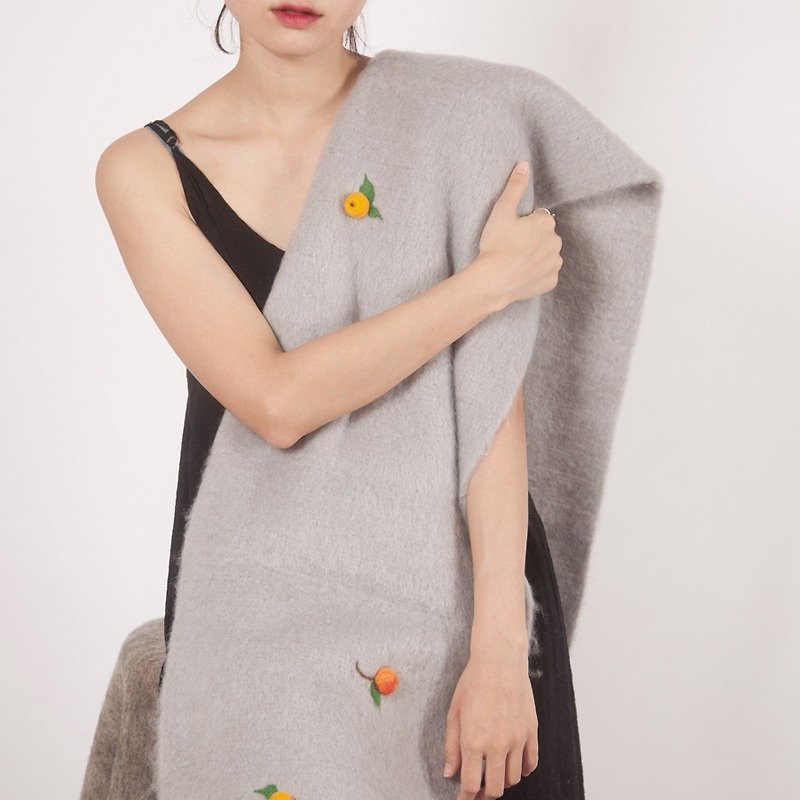 Ke Ren original handmade wool felt fruit scarf female autumn and winter long bib shawl pure wool forest pastoral - Knit Scarves & Wraps - Wool Gray