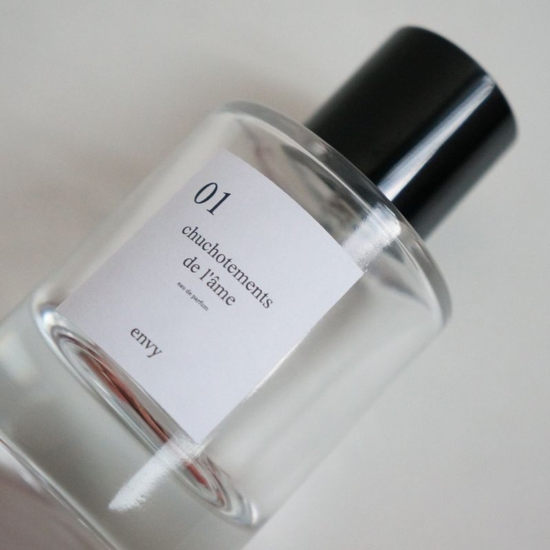 01 chuchotements de l'âme Whispers of the Soul 50ml - น้ำหอม - วัสดุอื่นๆ 