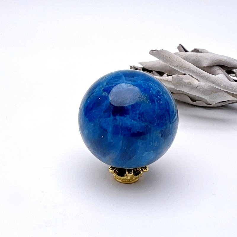 Waves. Crystal ball, one picture, one object, healing and strengthening expression l Stone blue Stone ball l - Items for Display - Crystal Blue