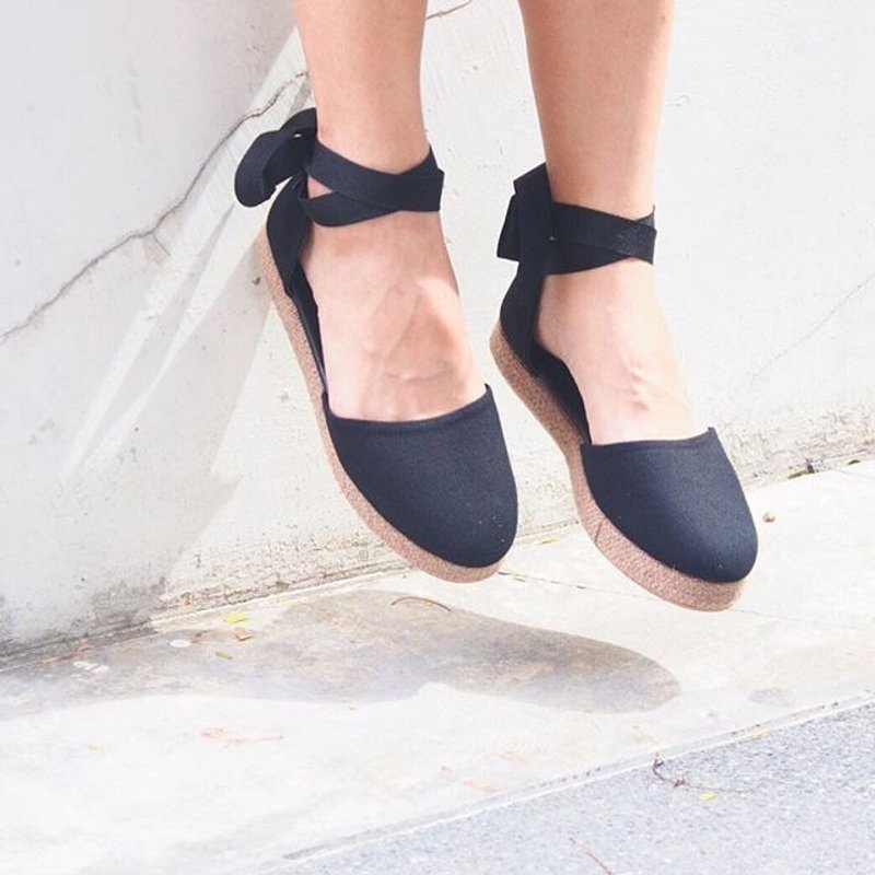 Lace Up Sandals (Black) - 涼鞋 - 其他材質 黑色