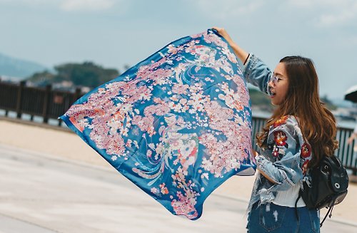 Siwa-arporn 櫻花與鳳凰 - 手工絲巾/圍巾 日式甜美風