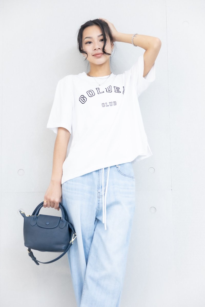 GOLDEN CLUB印花上衣 白色 - 女 T 恤 - 其他材質 白色