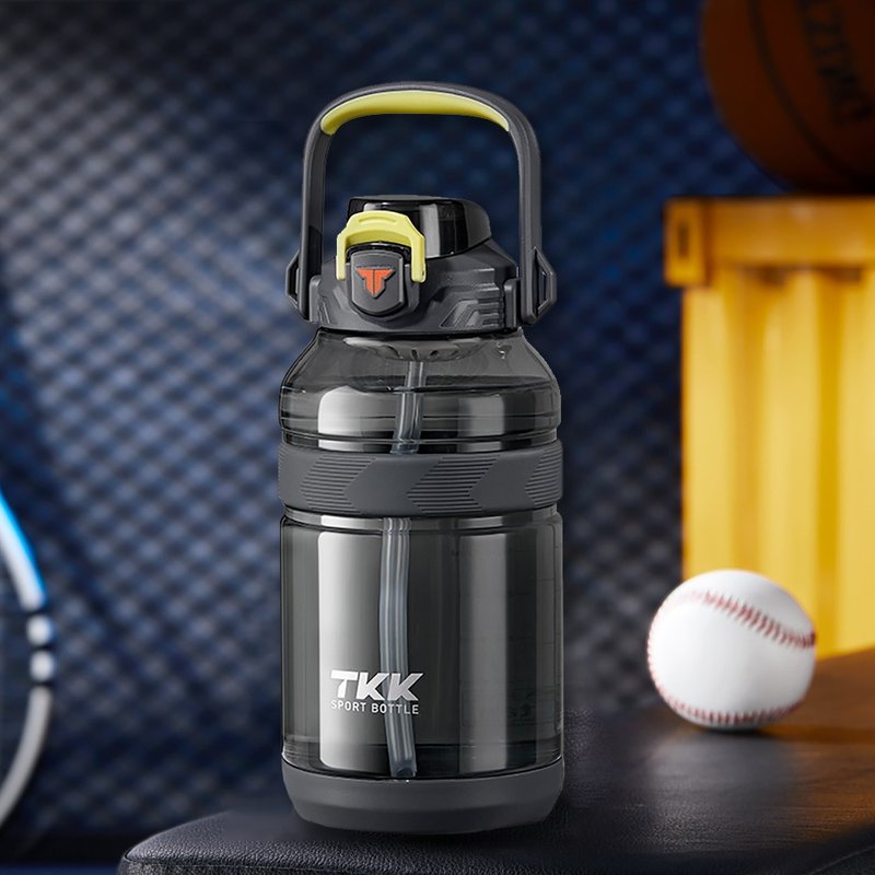 [TKK] Tritan Outdoor Peak Climbing Portable + Strap Sports Bottle 2000ML imported from the United States - Rock Gray - กระติกน้ำ - วัสดุอื่นๆ สีเทา