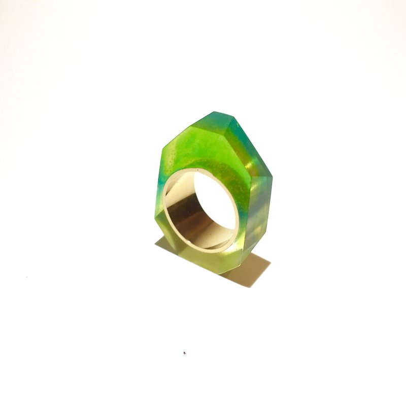 PRISM ring gold green & clear - แหวนทั่วไป - กระดาษ สีเขียว