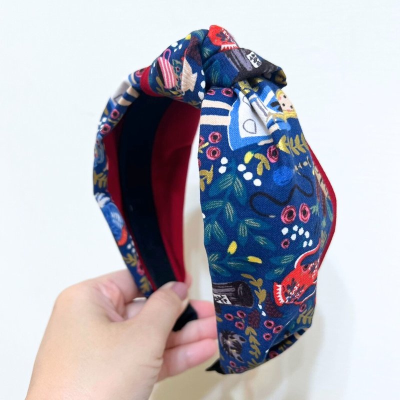 燙金版愛麗絲夢遊 高彈力 扭結髮箍 少量製作 手作髮箍 - 髮箍/髮帶 - 棉．麻 藍色