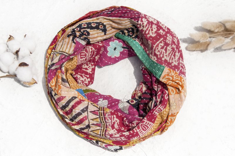 手縫紗麗布拼接絲巾/刺繡絲巾/刺繡圍巾/手縫紗麗線絲巾-日式花 - 圍巾/披肩 - 棉．麻 多色