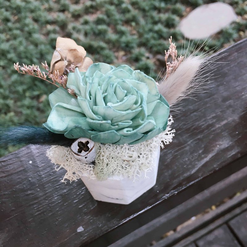 Korean Fragrance Dry Table Flower [Green Elf] - Dry Flower / Birthday Gift / Valentine's Day Flower Ceremony - ช่อดอกไม้แห้ง - พืช/ดอกไม้ สีเขียว