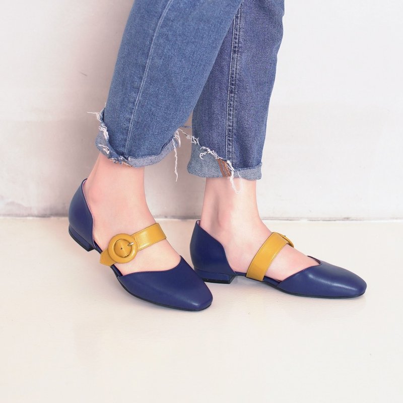 Biscuit small round buckle! Two-tone lace-up small square-toe loafers Blue MIT leather-blueberry×yellow - รองเท้าหนังผู้หญิง - หนังแท้ สีน้ำเงิน