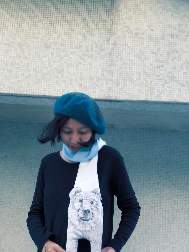 adc｜Party Animals｜Animals｜Thick Scarf (Bear) - Scarves - Polyester White