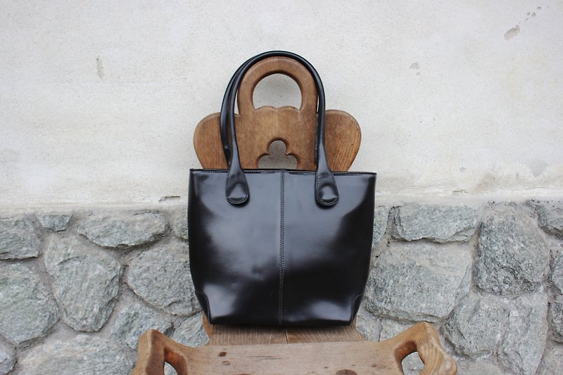 (Italian internal standard) (Vintage bag) VIA BORGOSPESSO elegant black shoulder bag handbag (Made in Italy) (birthday gift Valentine's day gift) B187 - กระเป๋าถือ - หนังแท้ สีดำ