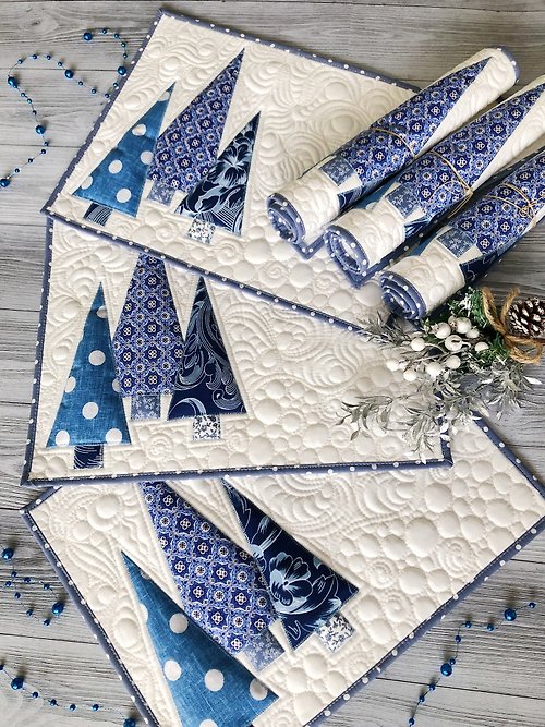 Quilt Fairy Anastazi Quilted Christmas placemats, Set of 6, Christmas blue trees, Xmas table toppers
