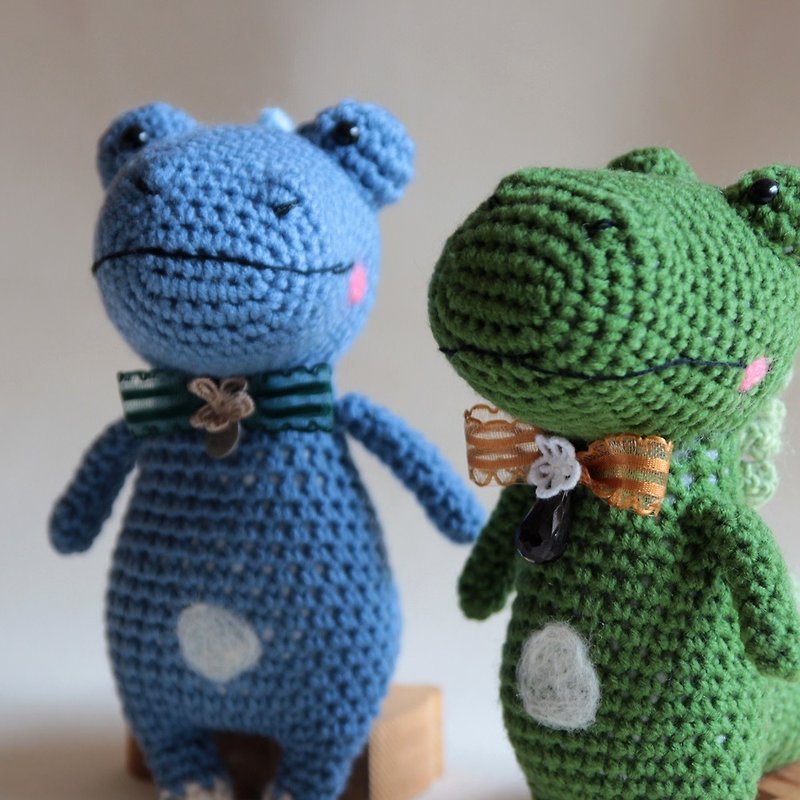 Amigurumi crochet doll: crocodile - Stuffed Dolls & Figurines - Polyester Green