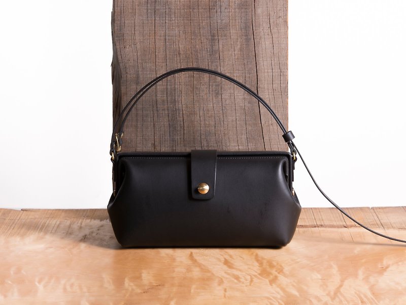 Paka-Pochette S #Black【Customizable gift】 - Messenger Bags & Sling Bags - Genuine Leather Black