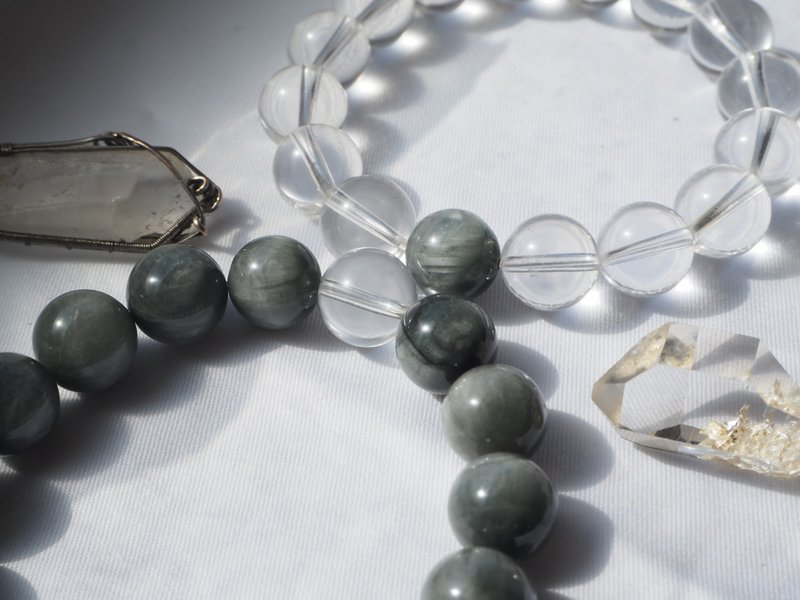 【陰陽調和・愛を守る】ホワイトクォーツ × グレーブルーラビットヘア カップルブレスレット - ブレスレット - クリスタル ホワイト