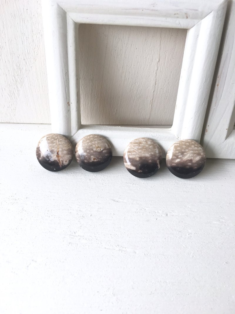 Petrified wood earring - ต่างหู - เครื่องประดับพลอย สีนำ้ตาล