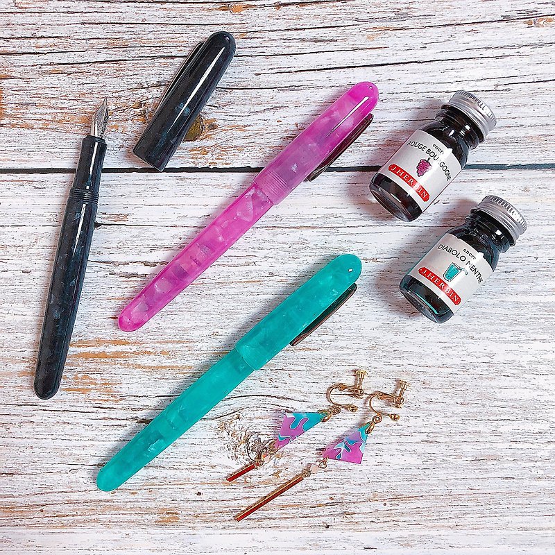 (Recommended for beginners) Fountain Pen--[Carnival] - Fountain Pens - Resin 