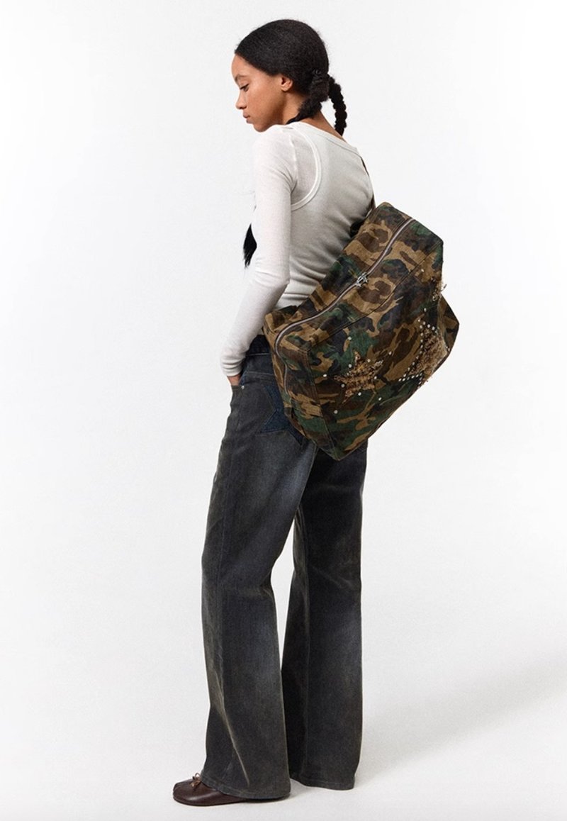 American retro star camouflage crossbody bag - กระเป๋าแมสเซนเจอร์ - วัสดุอื่นๆ หลากหลายสี